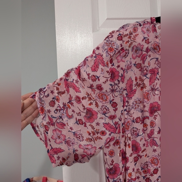 NWT Torrid Pink Floral Chiffon Ruched Sleeve Kimono in Size 2 (18/20) - Picture 9 of 15